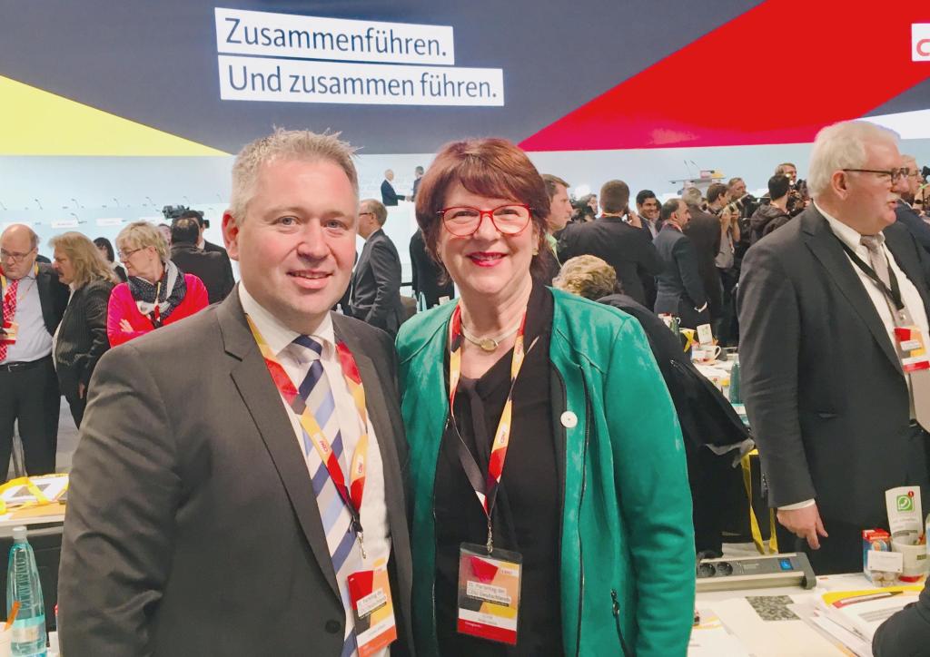 Der CDU-Kreisverband Birkenfeld war durch die wahlberechtigte Delegierte Antje Lezius, MdB und den CDU-Kreisvorsitzenden Christian Wilhelm als Gast am Bundesparteitag der CDU in Hamburg vertreten.
